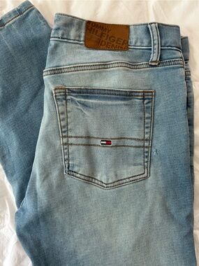 Classic Blue Tommy Hilfiger Jeans